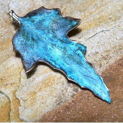 Patina Oak Leaf Pendant Art...